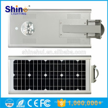 Lampe de poche solaire intégrée de 15 W Alumnium